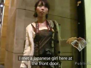 Japanska seductress fucks enormt peter till främling i europa